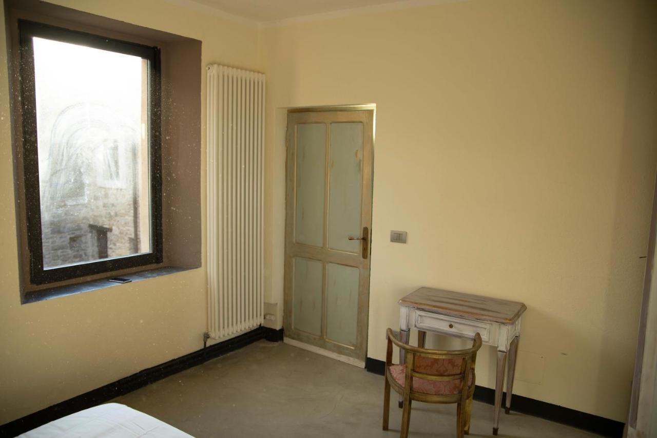 Sozzi "Borgo Gerbina" Agriturismo & Azienda Agricola מראה חיצוני תמונה