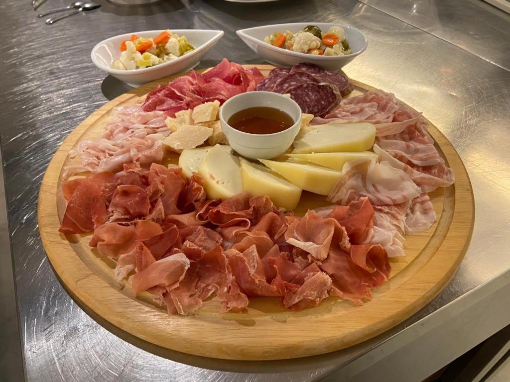 Sozzi "Borgo Gerbina" Agriturismo & Azienda Agricola מראה חיצוני תמונה