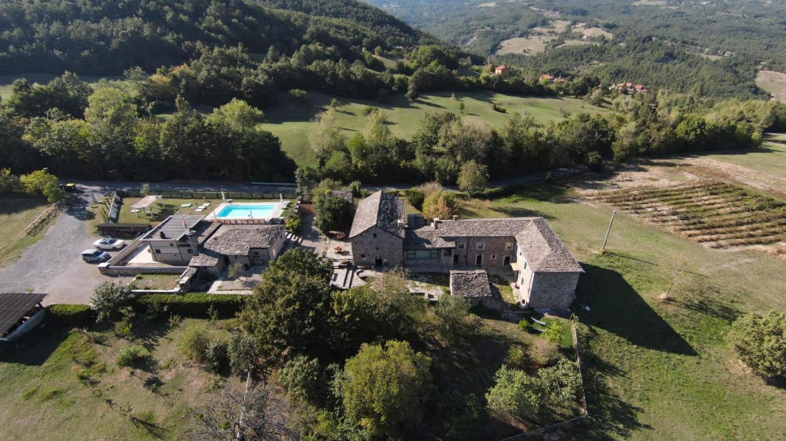 Sozzi "Borgo Gerbina" Agriturismo & Azienda Agricola מראה חיצוני תמונה
