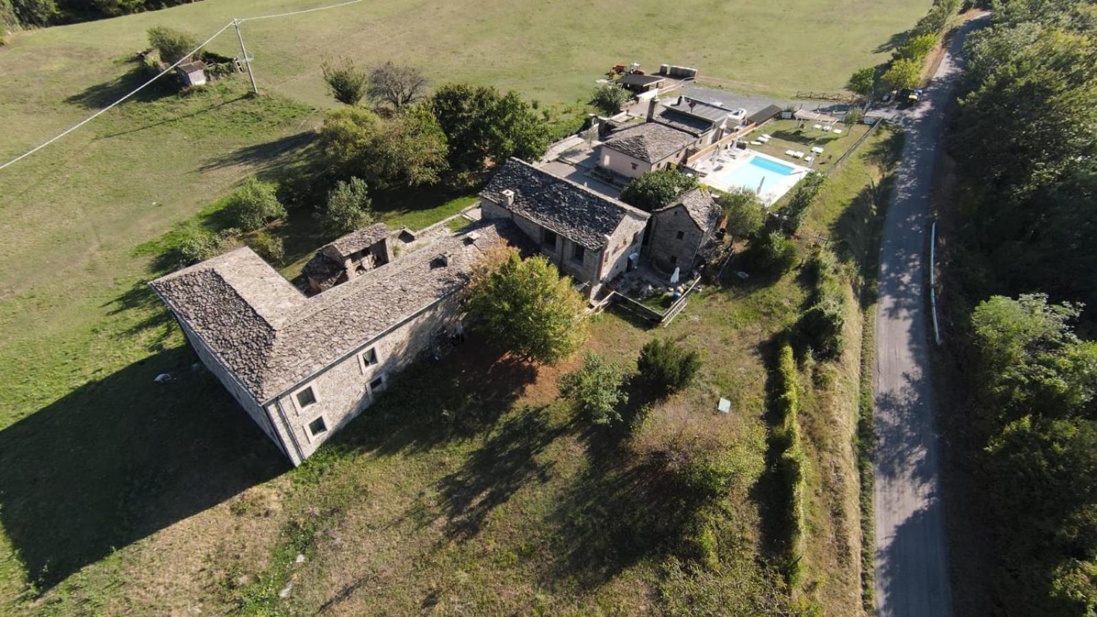 Sozzi "Borgo Gerbina" Agriturismo & Azienda Agricola מראה חיצוני תמונה